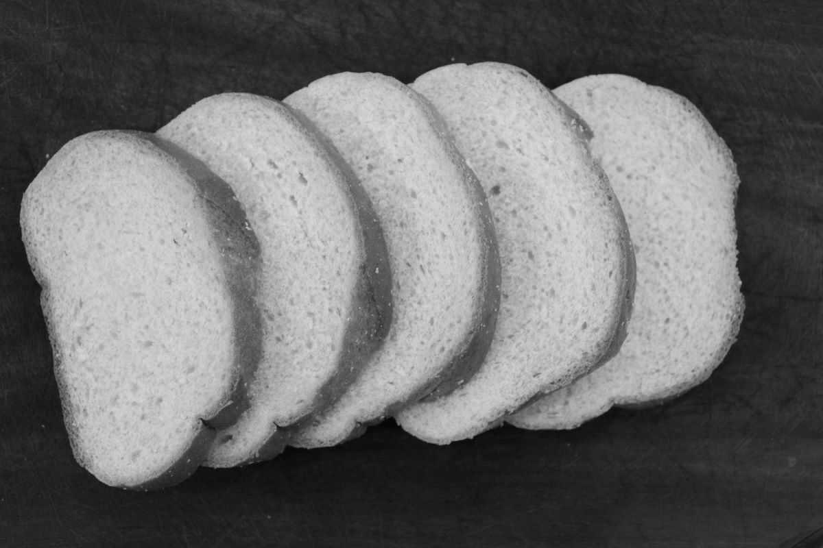 Plain sliced bread